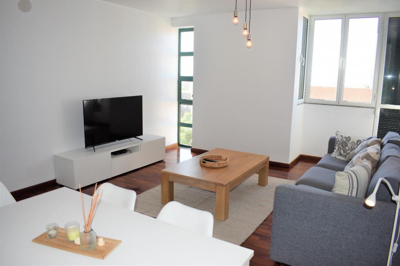 Madeira, 3 Bedroom Apartment With Ocean Views In Funchal Buitenkant foto